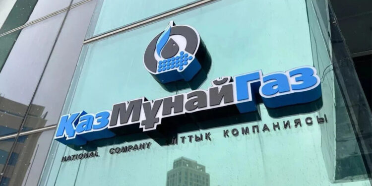 Do state-owned companies pay huge bonuses to top managers?