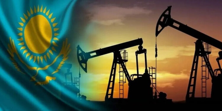 Kazakhstan Losing Up to $10 Billion from Oil Production Deals, Experts Warn