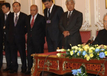 Negative Personnel Selection